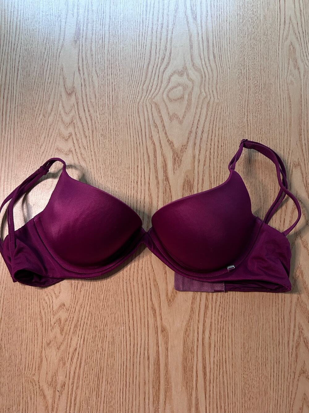 Victoria's Secret Burgundy Push-Up Padded Underwired Bra Lined Plunge size 32D